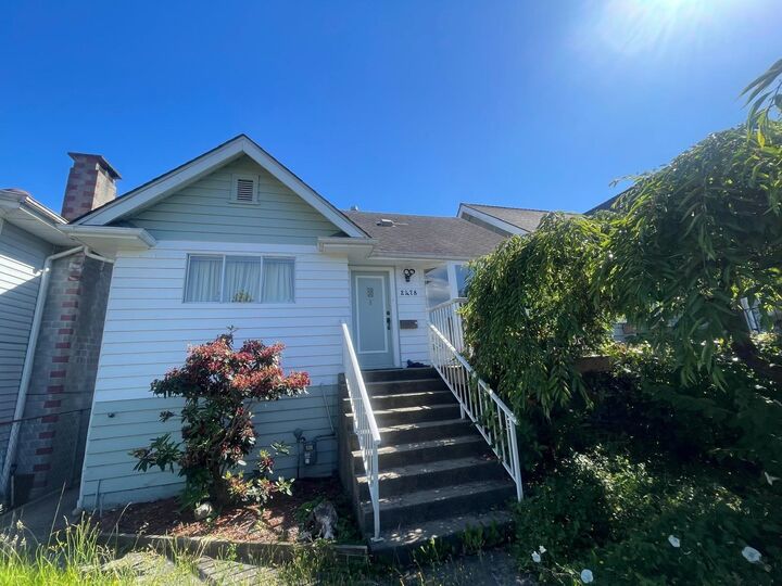 2478 E 28th Avenue — photo 1