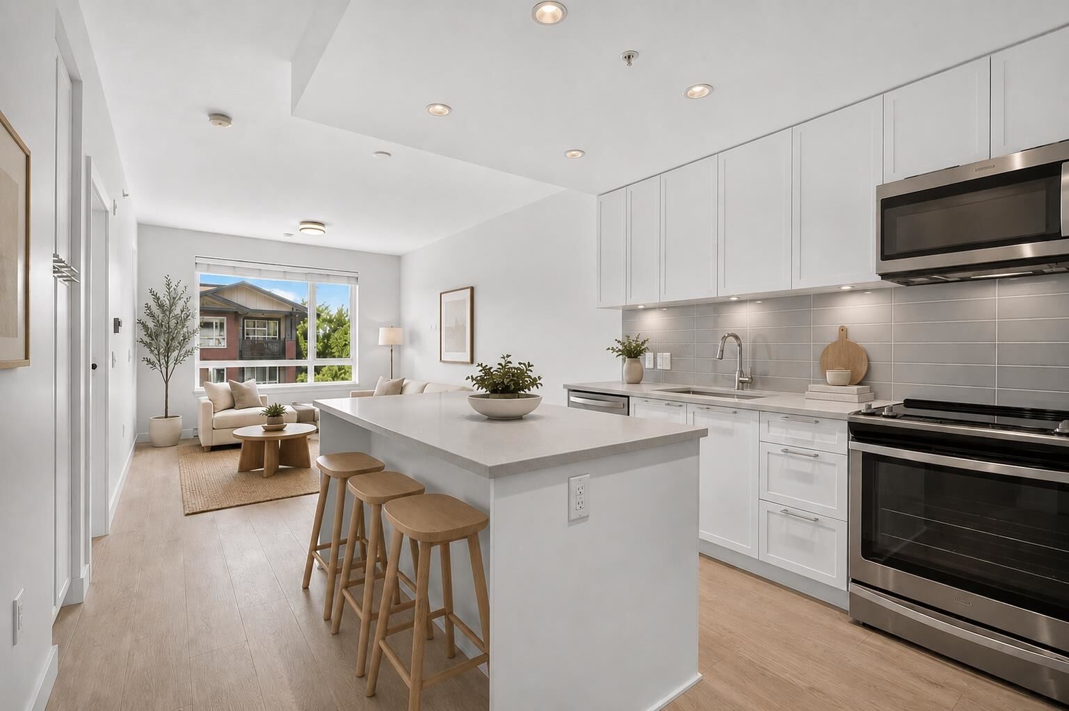 Property Photo: 2382 Atkins Avenue 404 BC V3C 0G7