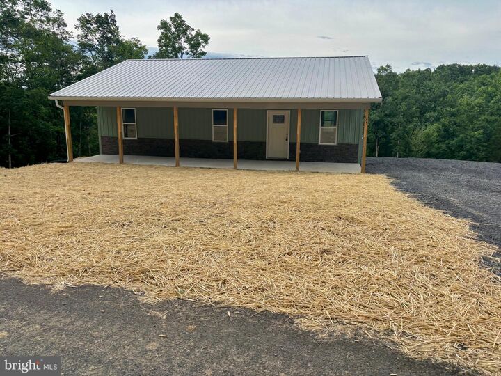 Property Photo: 175 Grand View Dr WV 26726