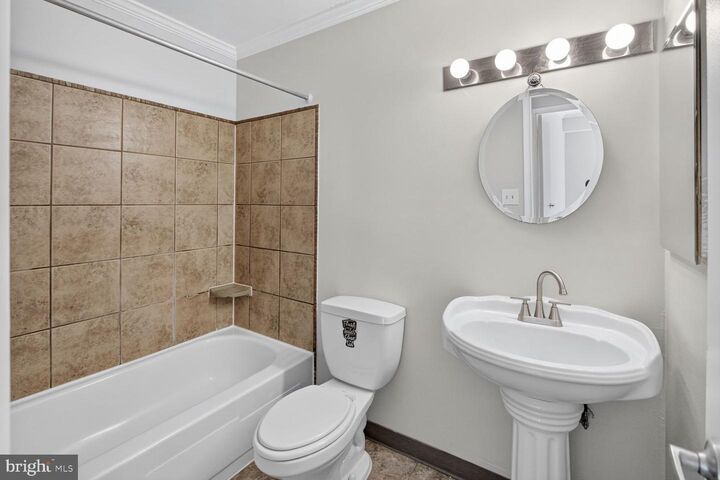 Property Photo:  5915 Tamar Drive 11  MD 21045 