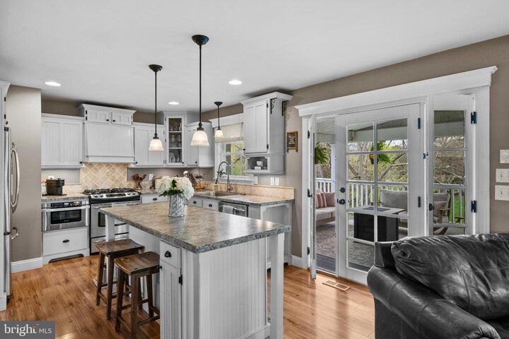 Property Photo:  2532 Knob Hill Road  PA 17403 