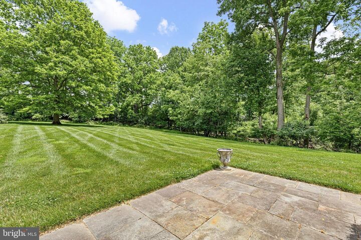 Property Photo:  118 Woodridge Drive  PA 19348 