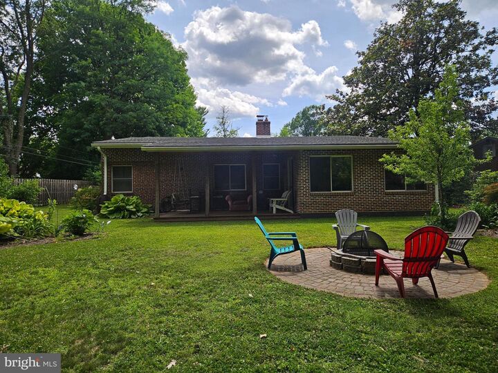 Property Photo: 331 Crest Park Road PA 19119