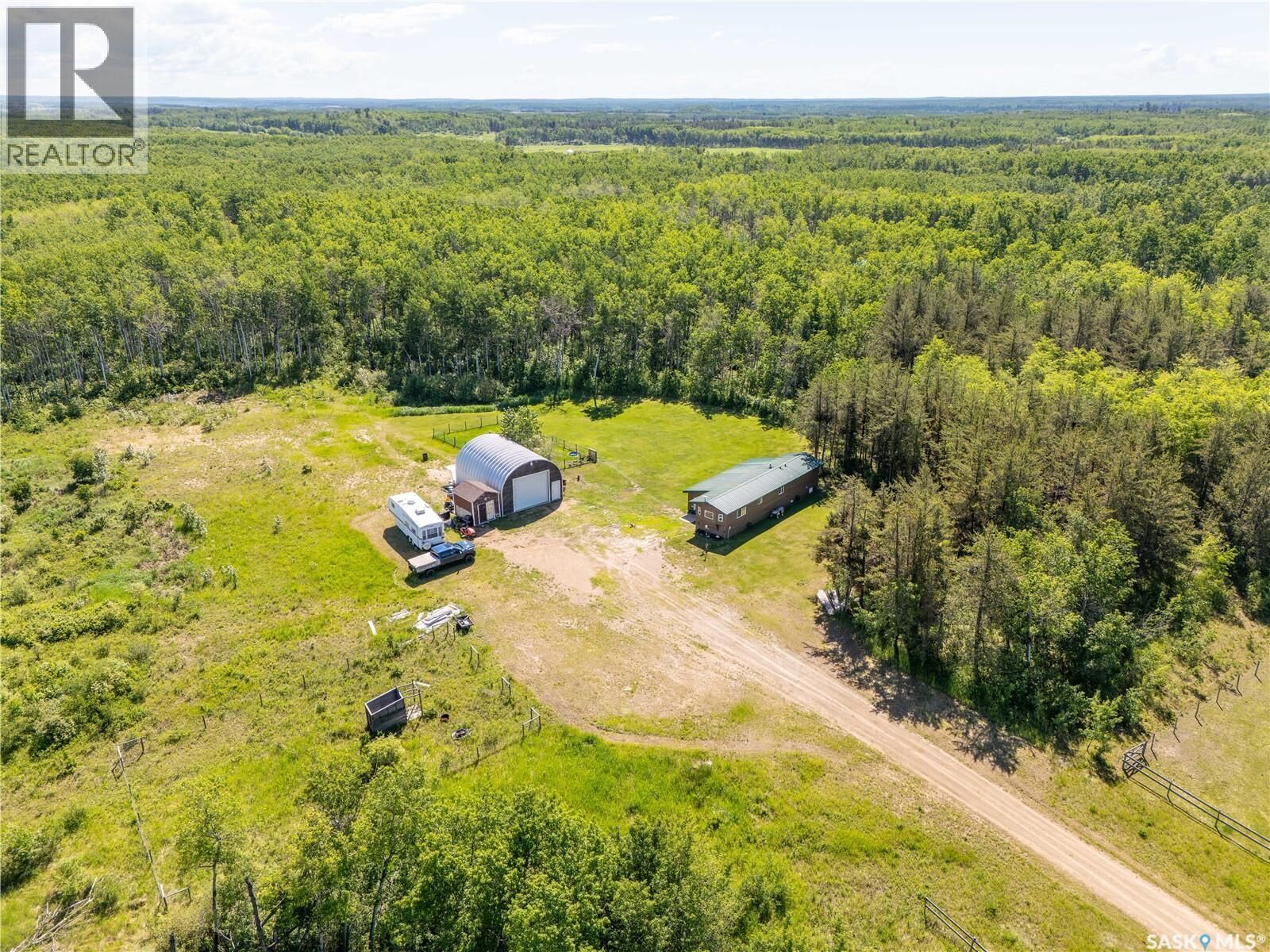 Property Photo: Beacon Hill Acreage SK S0M 2K0