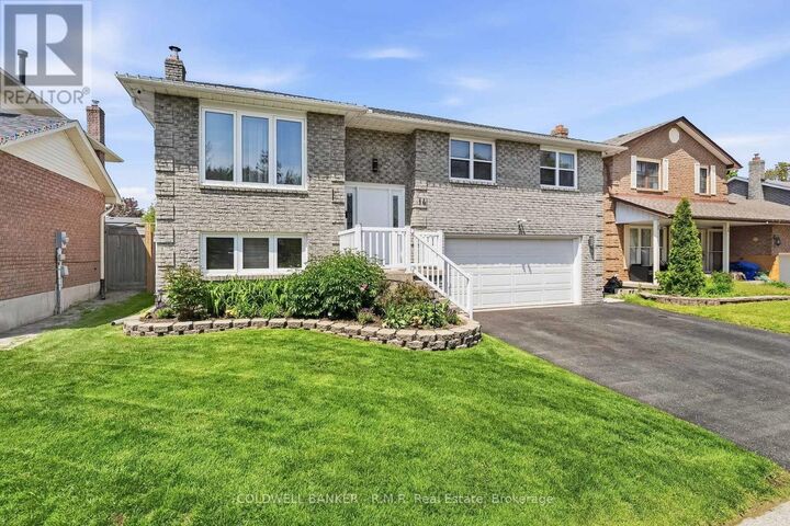 Property Photo:  14 Glenabbey Drive  ON L1E 1B9 