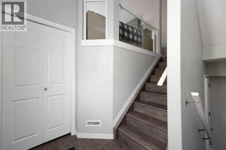 Property Photo:  120 Warren  AB T9H 5J4 