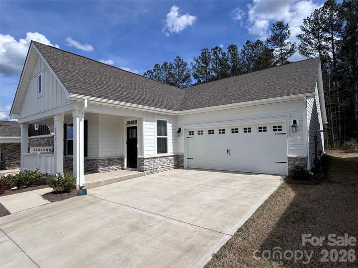 Property Photo: 2028 Skyhawk Drive SC 29745