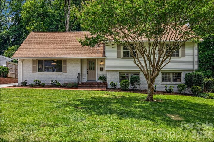 Property Photo:  3130 Spring Valley Road  NC 28226 