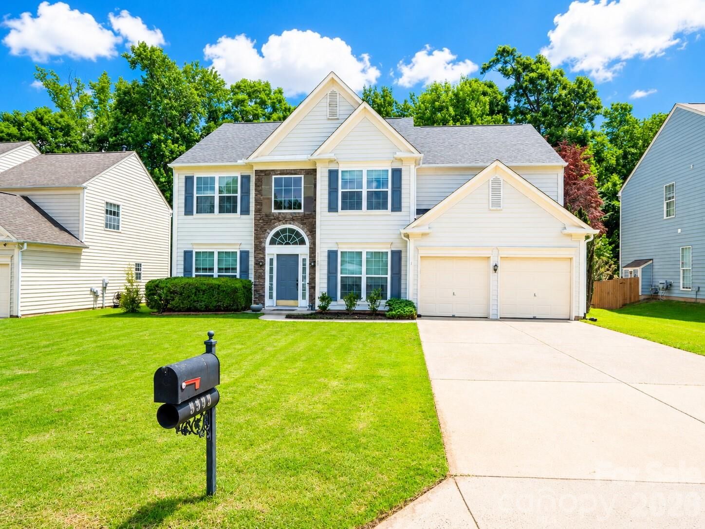 Property Photo:  3543 Manor House Drive  NC 28270 