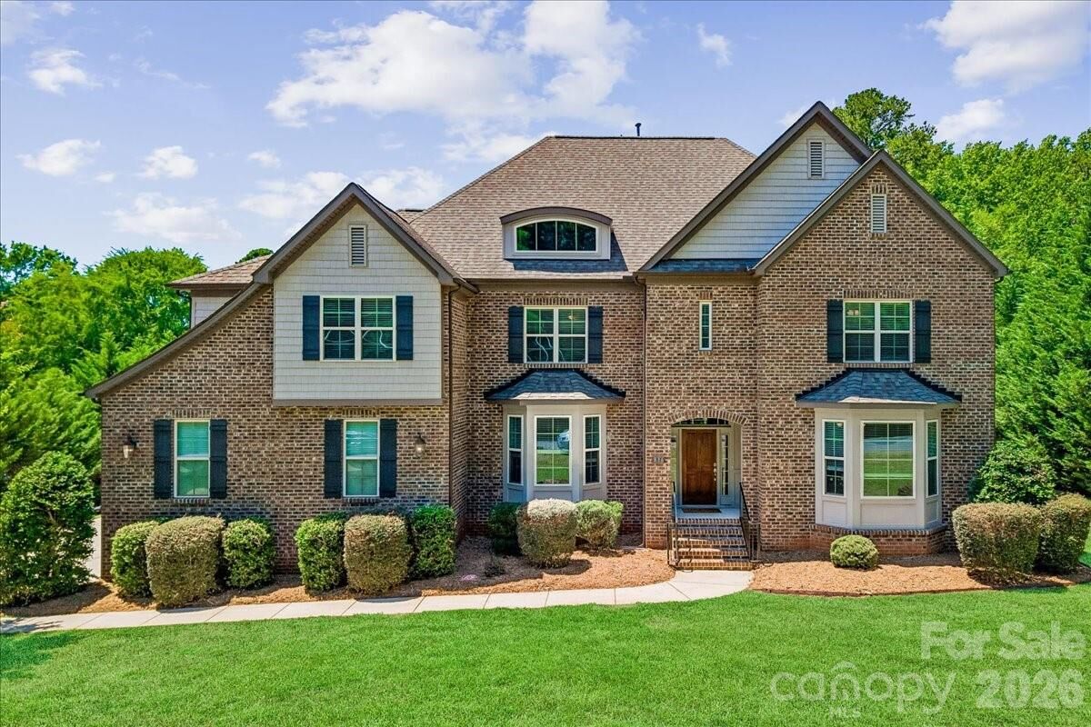 Property Photo:  836 Elizabeth Lane  NC 28105 