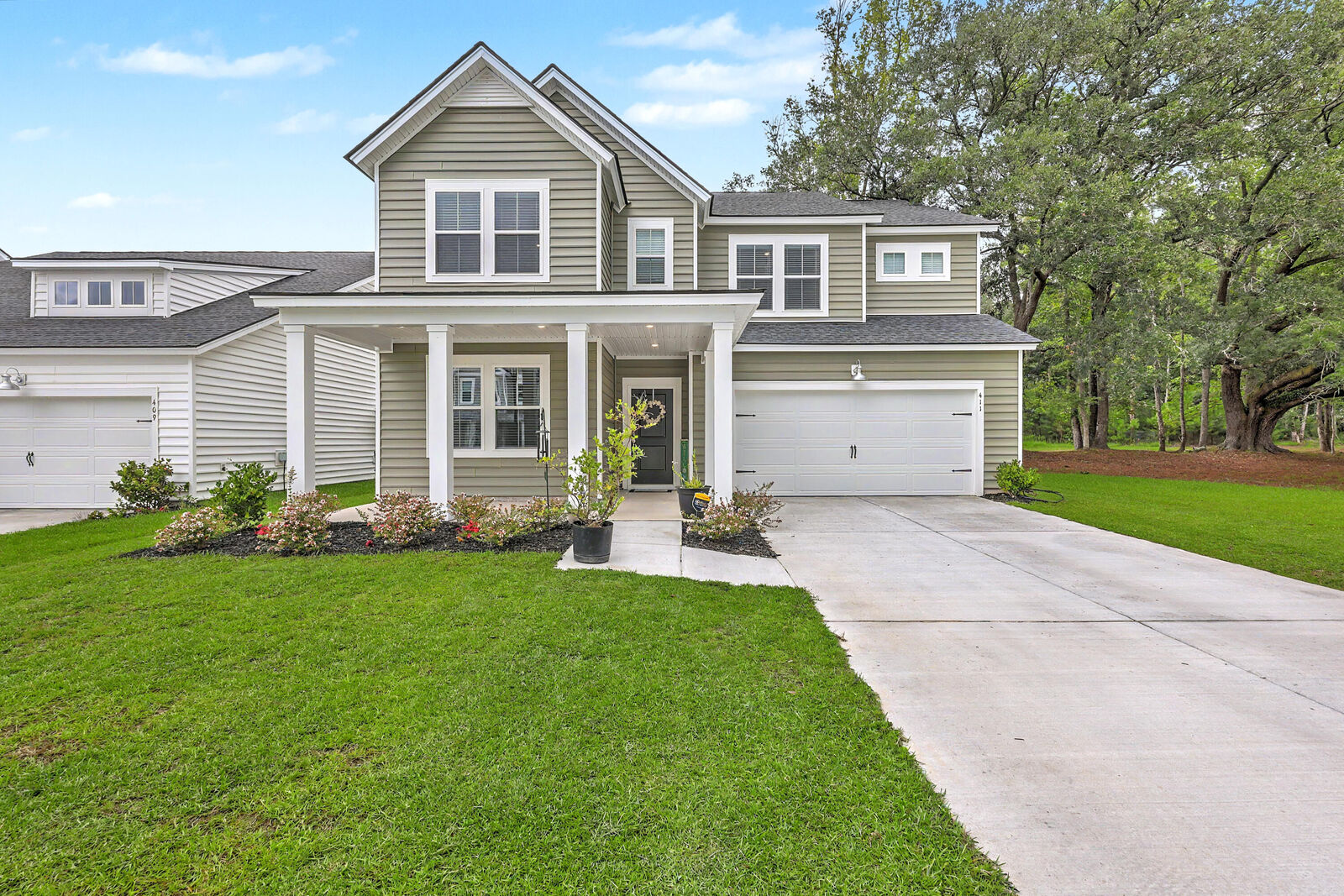 Property Photo:  411 Cropfield Drive  SC 29485 