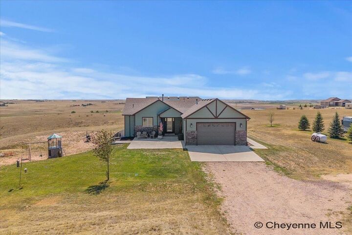 Property Photo: 3753 Riata Loop WY 82007