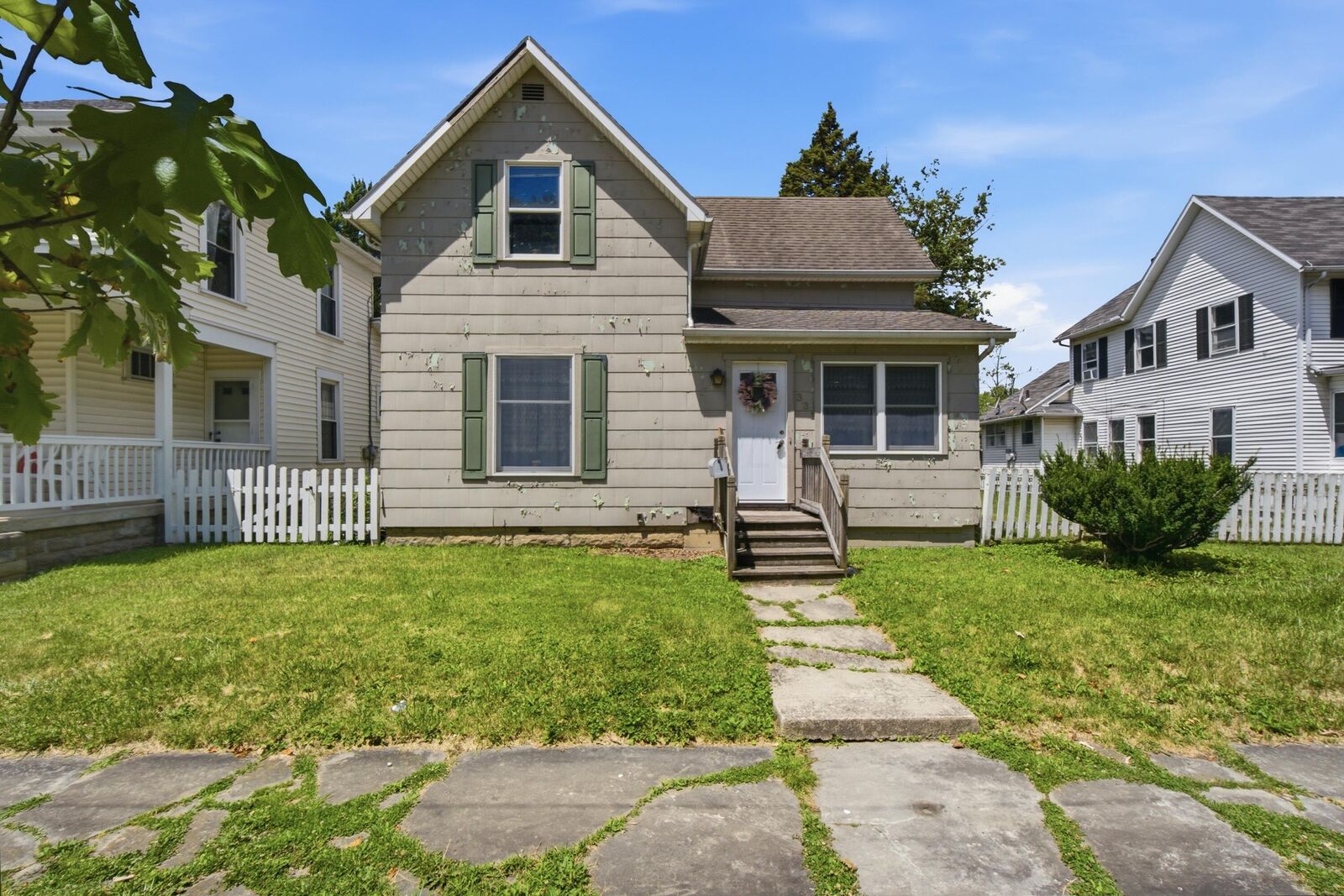 Property Photo: 331 S Court Street OH 43040
