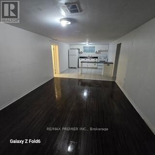 Property Photo:  61 Grandview Avenue Bsmt  ON L3T 1H1 