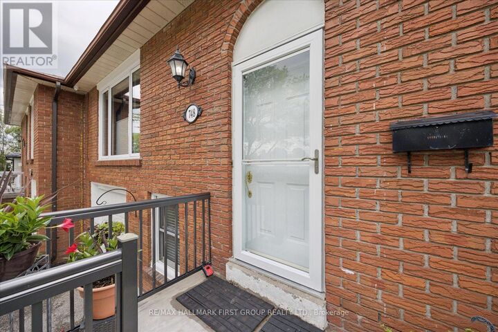 Property Photo: 748 Breezy Drive ON L1W 2X7