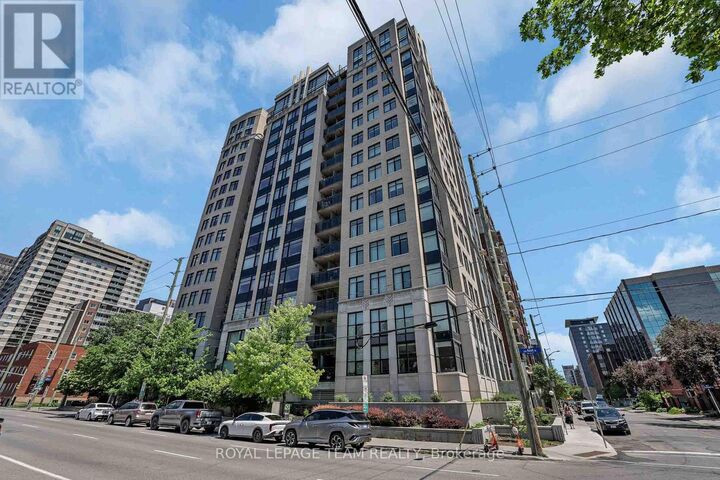 Property Photo: 245 Kent Street 507 ON K2P 0A5