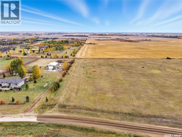 Property Photo:  75 D Antelope Road  SK S7C 0B6 
