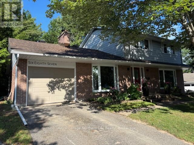 Photo de la propriété: 687 Guinevere Court ON P1A 3M1