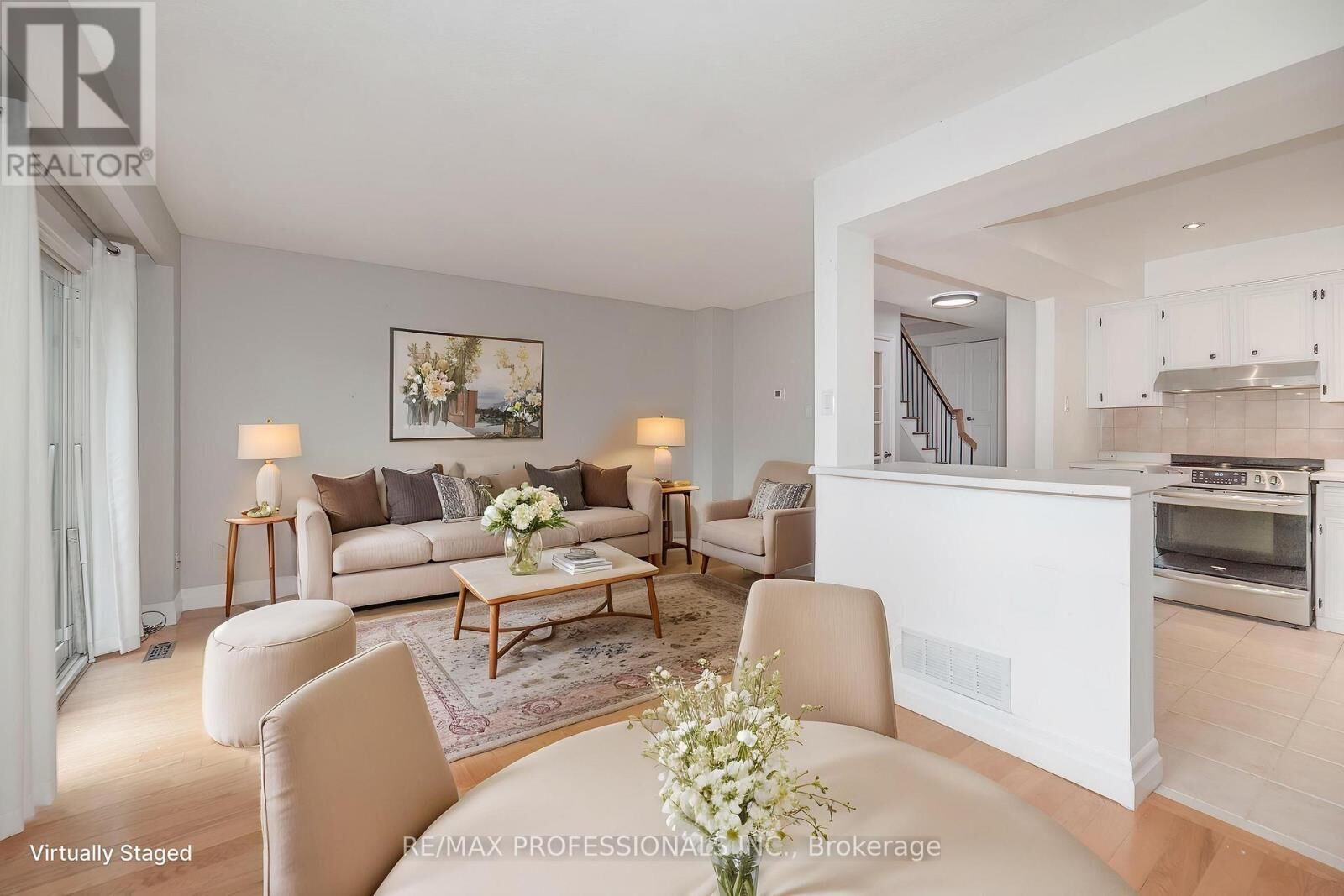 Property Photo: 1951 Rathburn Road East 20 ON L4W 2N9