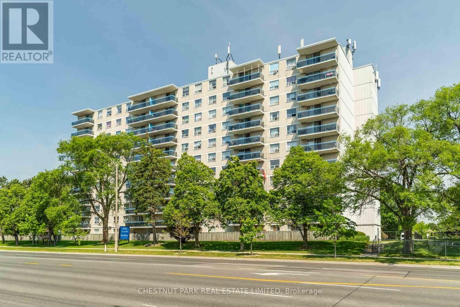 Property Photo:  3700 Lawrence Avenue East 409  ON M1G 3T2 