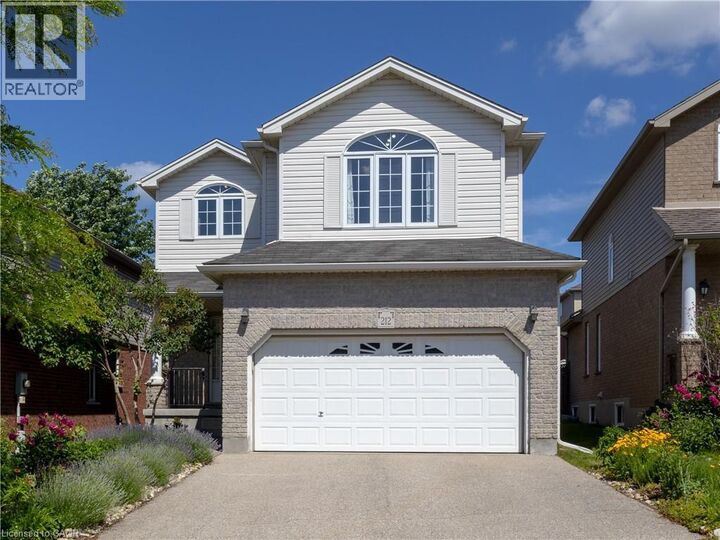 212 Sleaford Street — photo 1