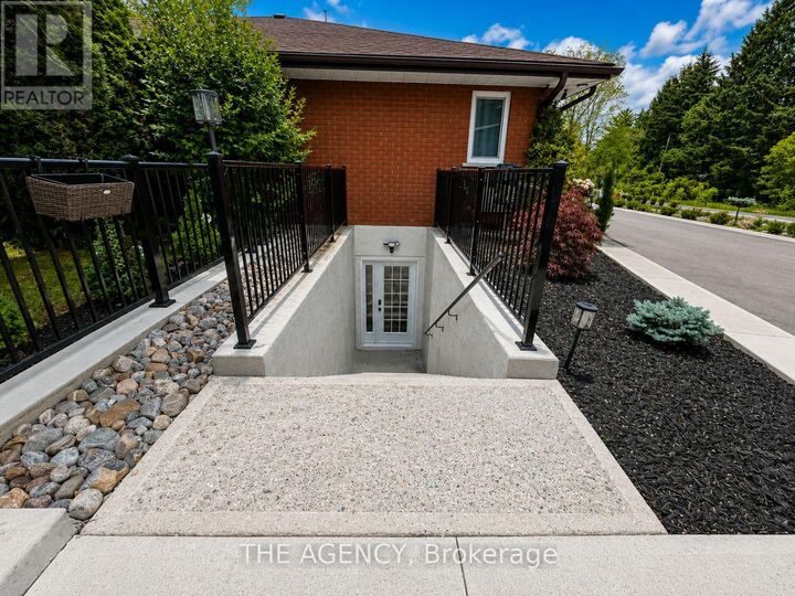 Property Photo: 15415 Jane Street Basement ON L7B 1A3