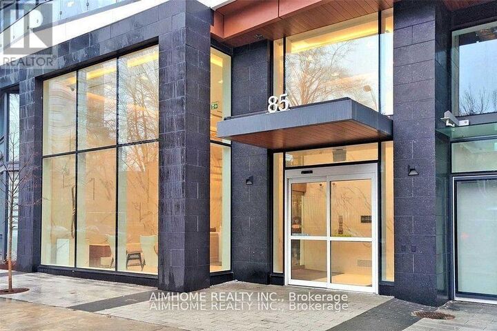 Property Photo: 85 Wood Street 3312 ON M4Y 0E8