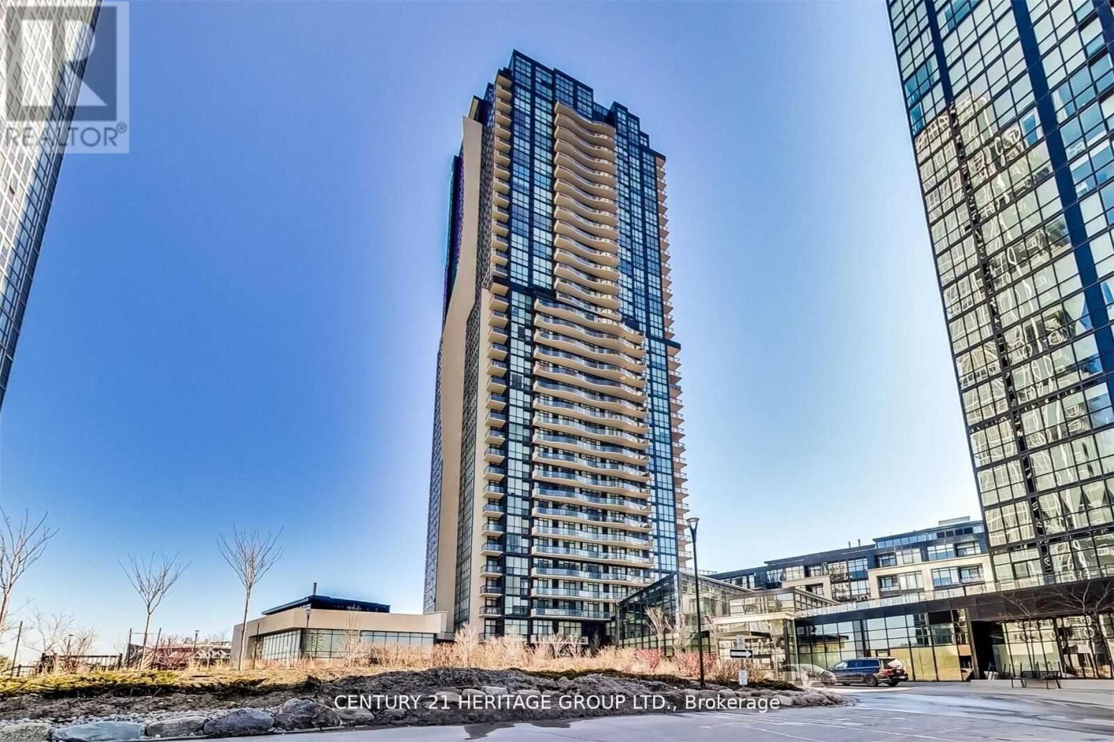Property Photo: 2900 Highway 7 3402 ON L4K 0G3