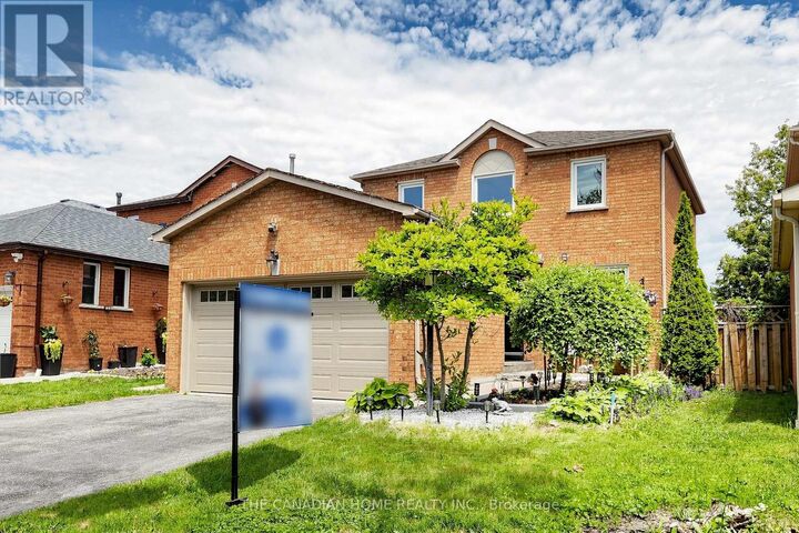 Property Photo:  5 Woodstone Place  ON L1R 1S7 
