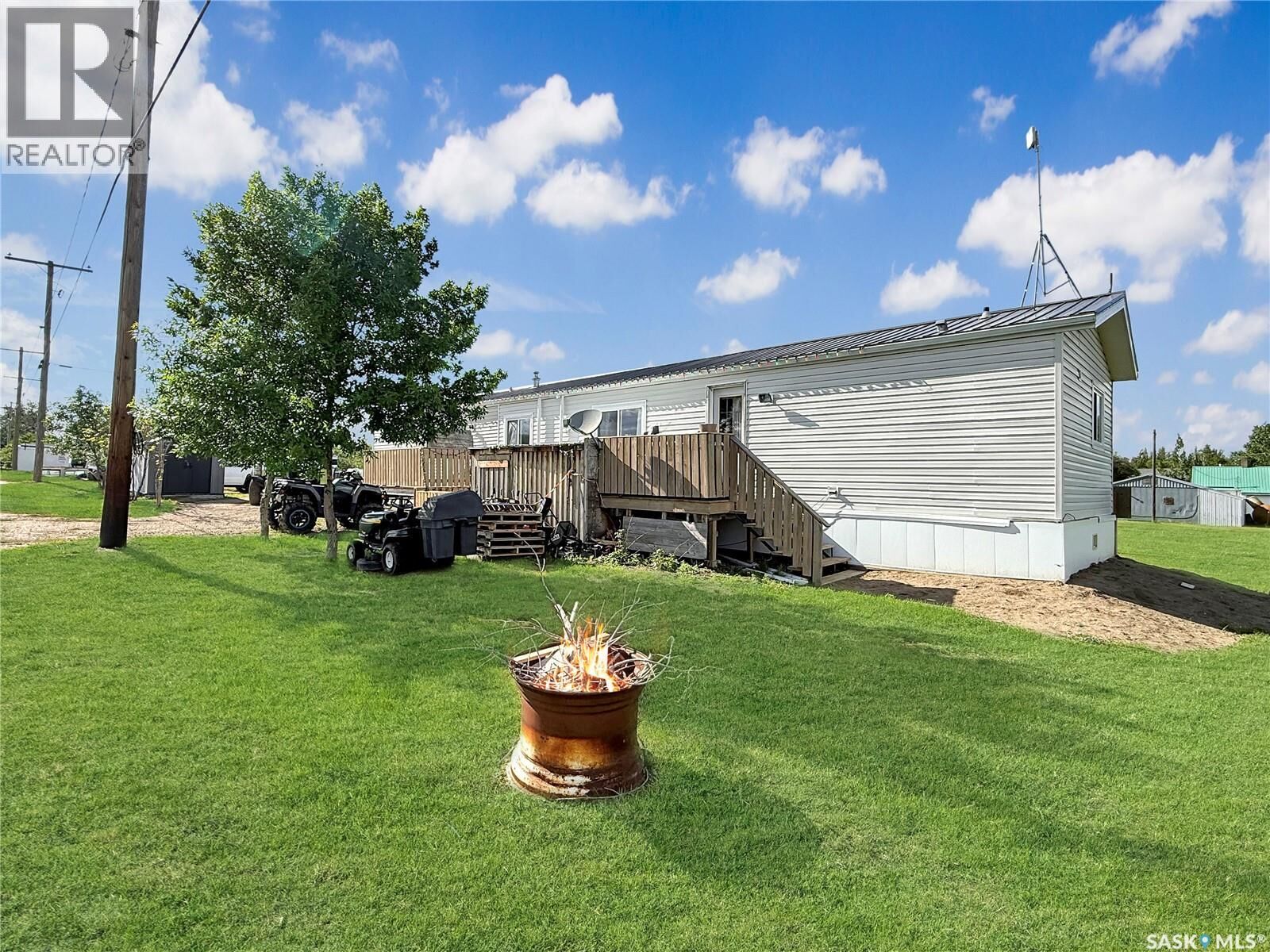 Property Photo: 424 Jerome Street SK S0N 2X0
