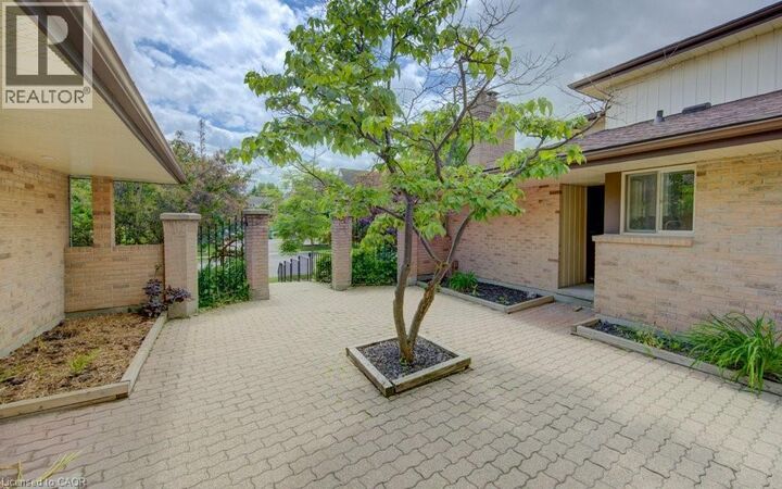 Property Photo: 458 Beechwood Place 3 ON N2T 1Y9