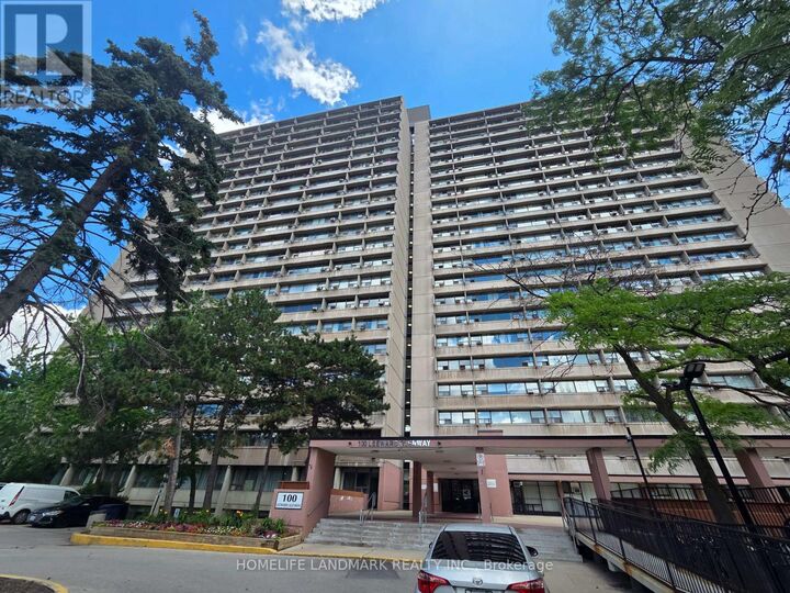 Property Photo:  100 Leeward Glenway 301  ON M3C 2Z1 