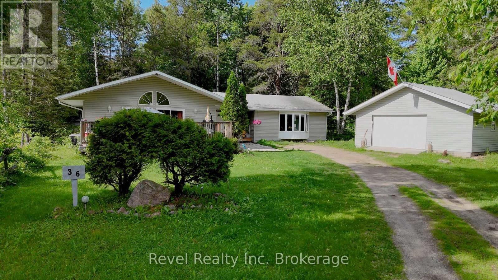 Property Photo: 36 Tebby Boulevard ON P0A 1X0