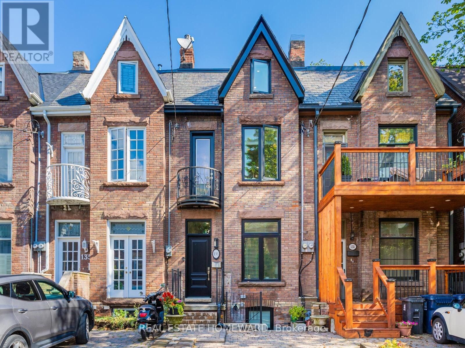 Property Photo: 133 Cowan Avenue Upper ON M6K 2N1