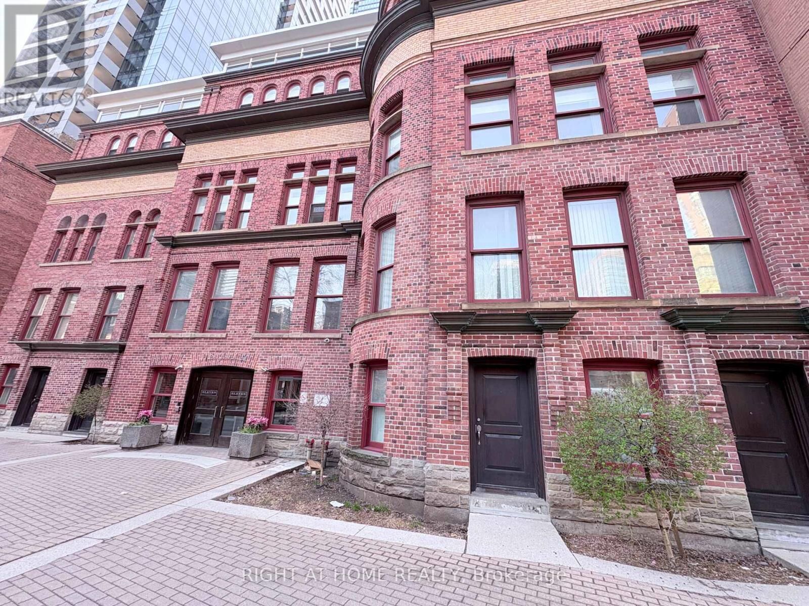 Property Photo: 11 St Joseph Street 1005 ON M4Y 3G4