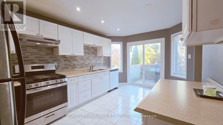 Property Photo: 12 Gore Drive ON L4N 8L3