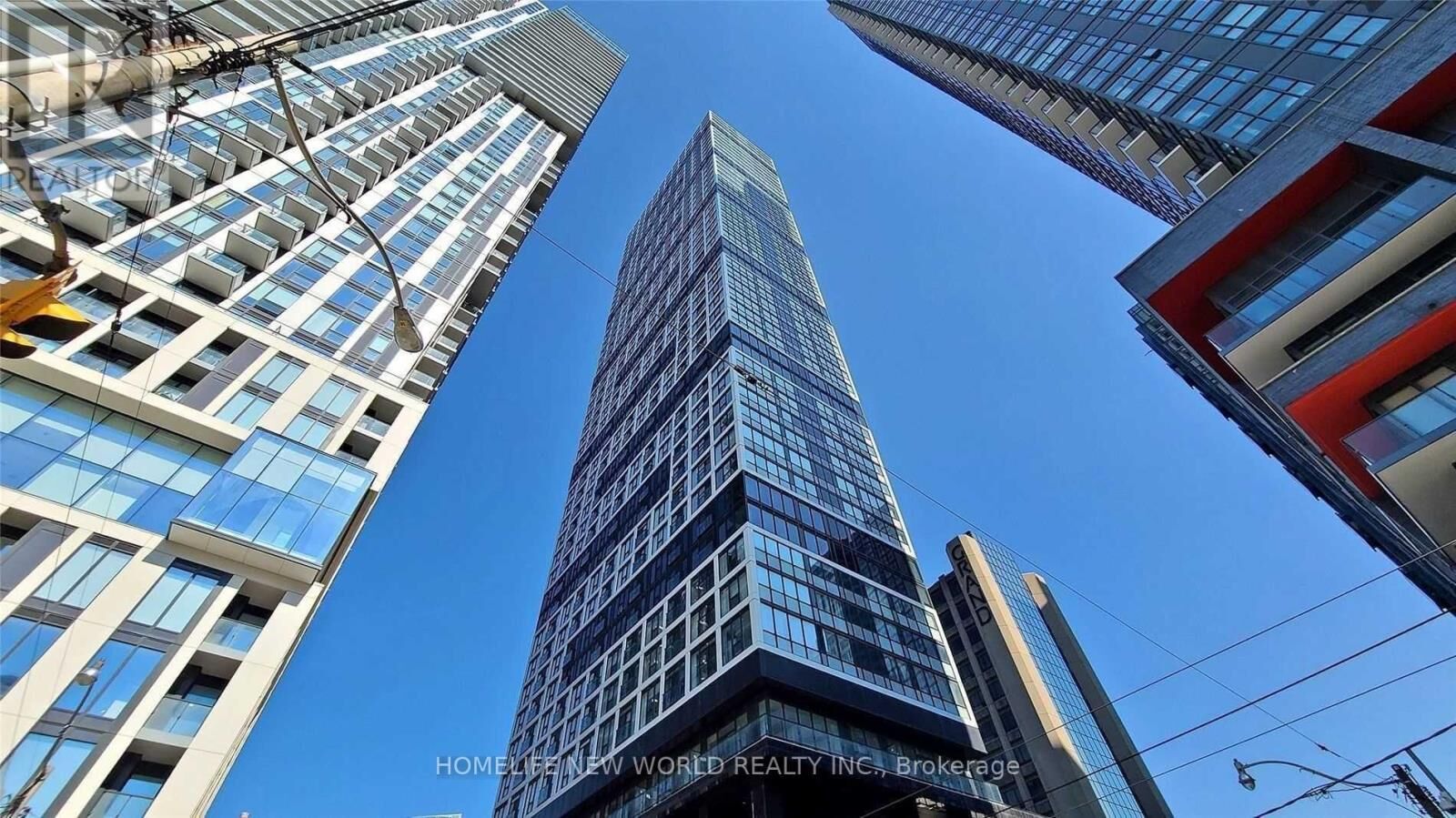 Property Photo: 181 Dundas Street East 1702 ON M5A 0N5