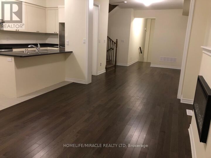Property Photo:  25 Closson Drive  ON L1P 0M9 