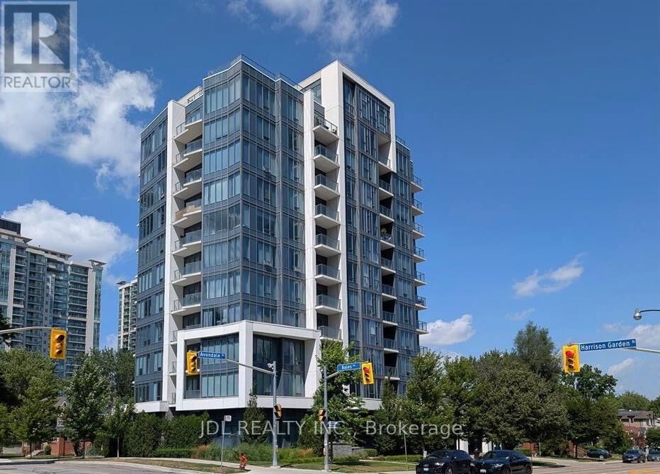 Property Photo: 28 Avondale Avenue 1206 ON M2N 2T9