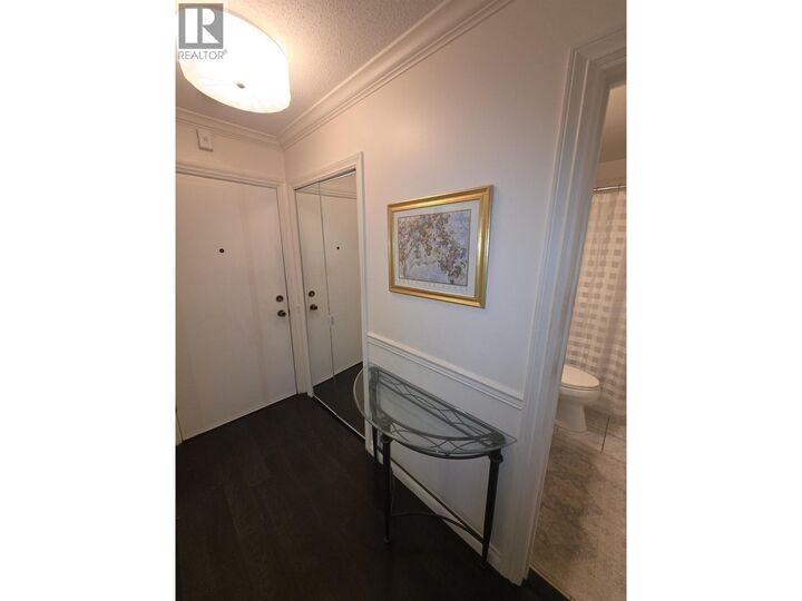 Property Photo:  145 West 18 Street 313  BC V7M 1W5 