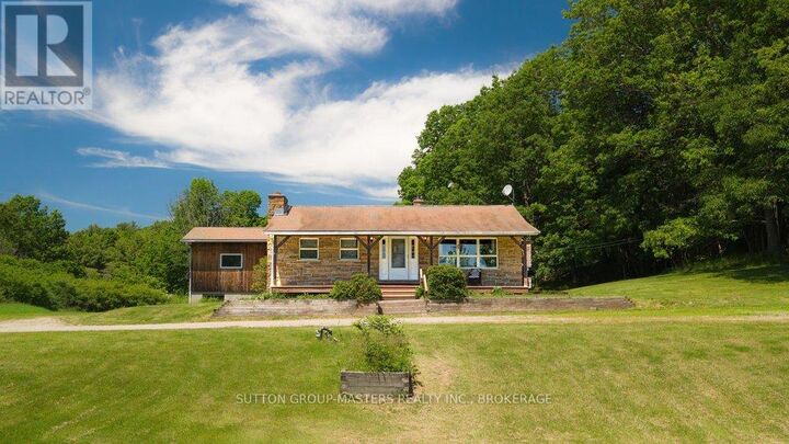 Property Photo: 107 Granite Ridge Road ON K0E 1L0