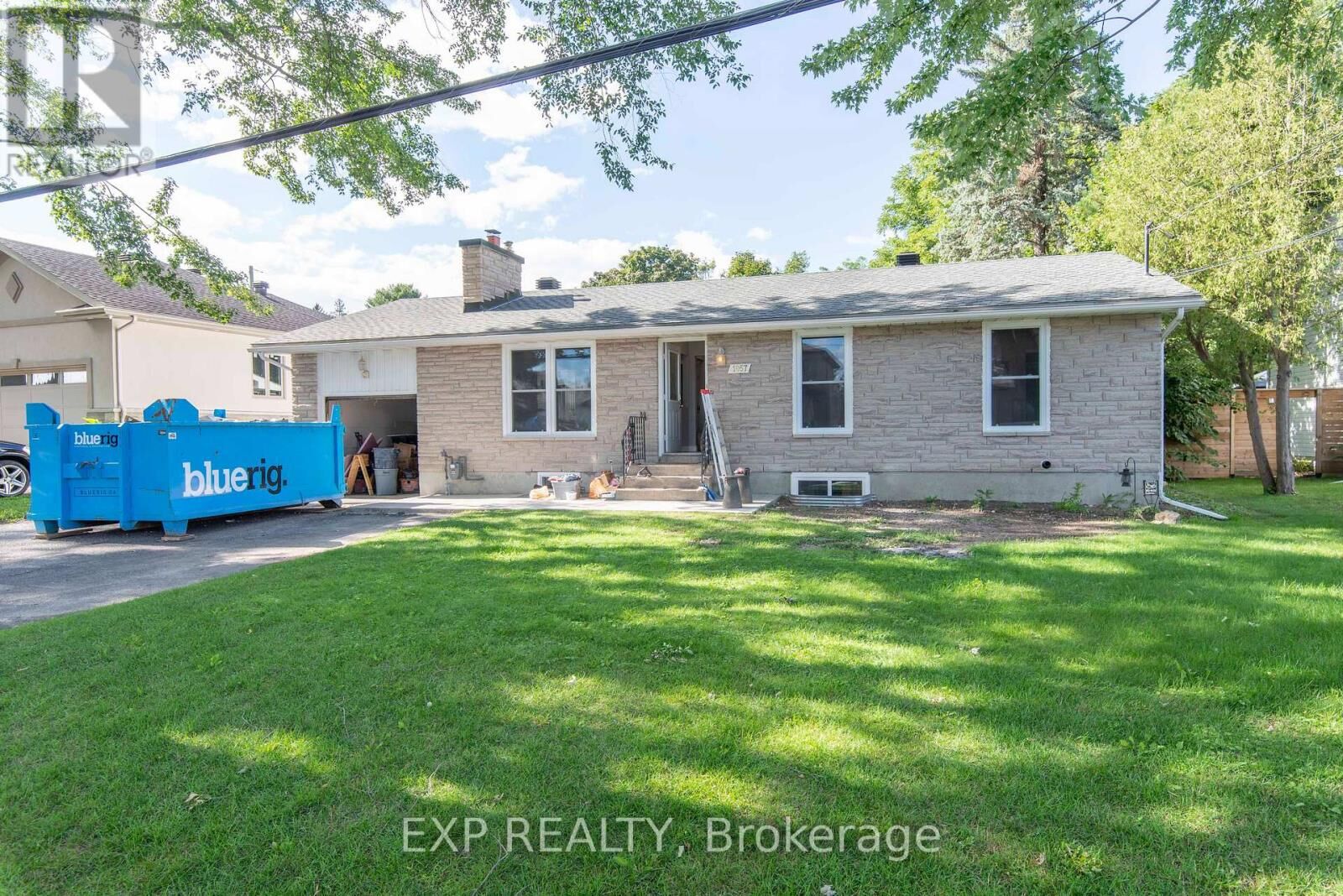 Property Photo: 1057 Falaise Road ON K2C 0M6