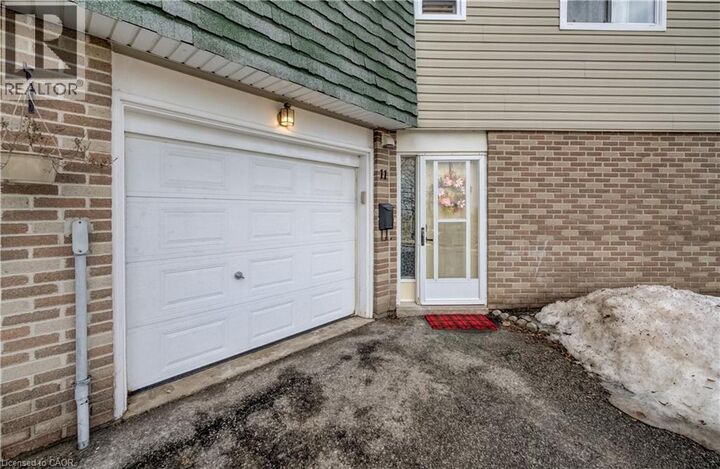 Property Photo:  60 Elmsdale Drive 11  ON N2E 2G4 
