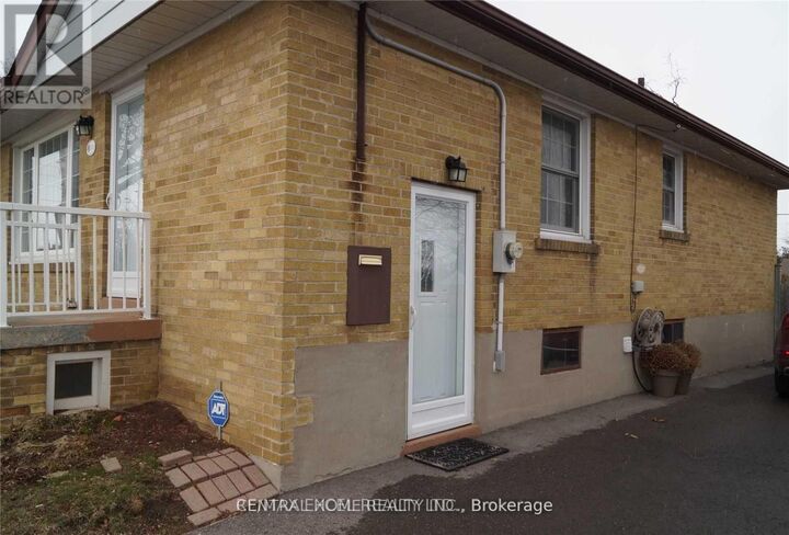 Property Photo:  328 Jasper Avenue  ON L1J 1L5 