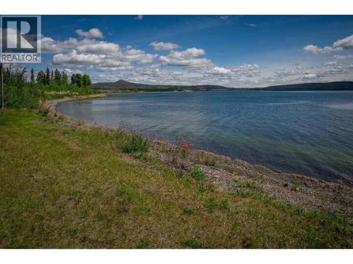 3918 Puntzi Lake Road — photo 1