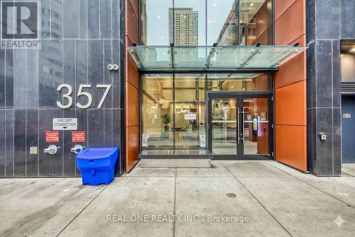 Property Photo:  357 King Street West 201  ON M5V 1K1 
