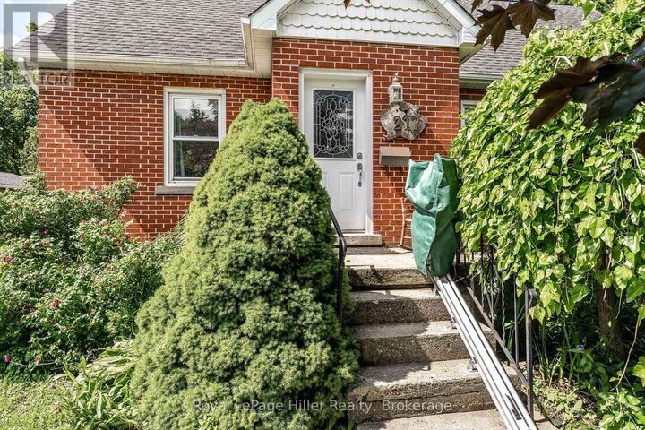 Property Photo:  217 Norman Street  ON N5A 5S3 