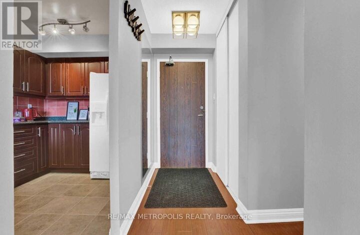 Property Photo: 2365 Kennedy Road 1106 ON M1T 3S6