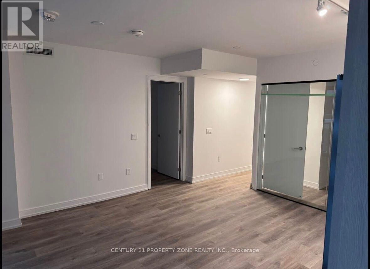 Property Photo:  1 Jarvis Street 723  ON L8R 3J2 