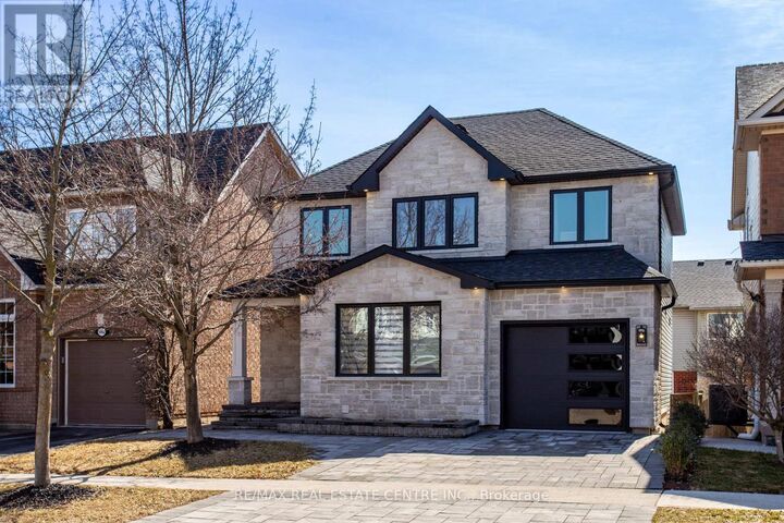 Property Photo:  5940 Blue Spruce Avenue  ON L7L 6T2 